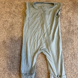 Kyte Baby Fog Sleeveless Romper 0-3 Month (Retired color)